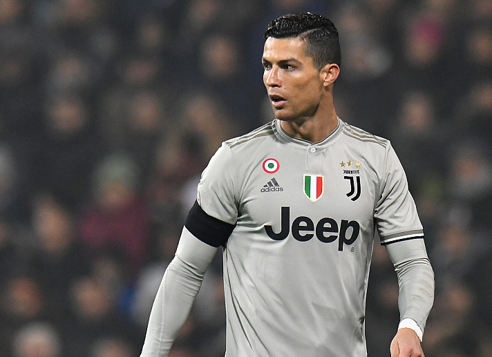 球员个人发 球员个人发